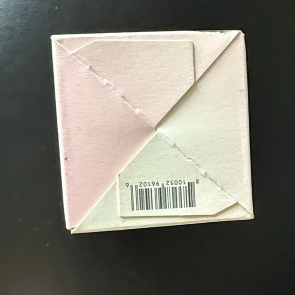 Glow Recipe Watermelon Glow Niacinamide Dew Drops - Pink and Green Packaging - Picture 8 of 9